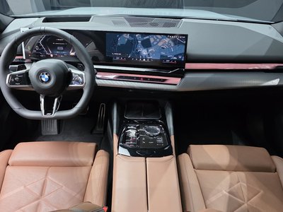 صورة 5 لـ 2026 BMW 5 SERIES