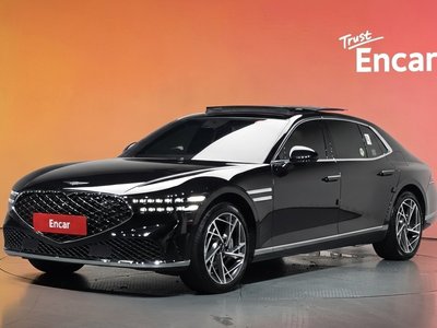 صورة 1 لـ 2023 Genesis G90 (RS4)