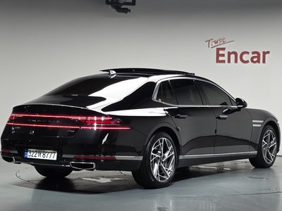 صورة 2 لـ 2023 Genesis G90 (RS4)