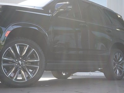 صورة مصغرة 16 لـ 2021 Cadillac ESCALADE