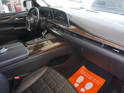 صورة مصغرة 32 لـ 2021 Cadillac ESCALADE