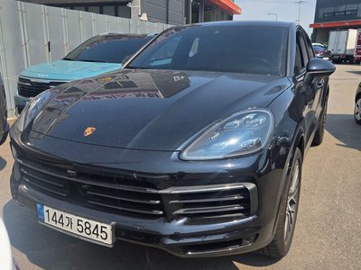 PORSCHE CAYENNE - 1