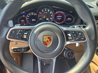 PORSCHE CAYENNE - 9