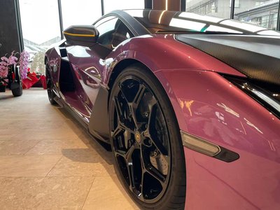 2025 Lamborghini REVUELTO — миниатюра 38