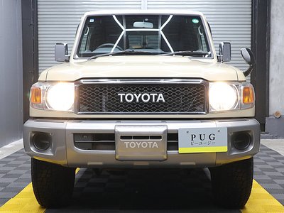 TOYOTA LAND CRUISER - 5