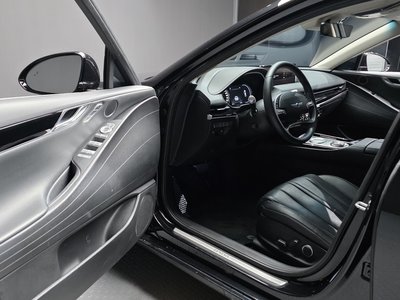 GENESIS G80 (RG3) - 10