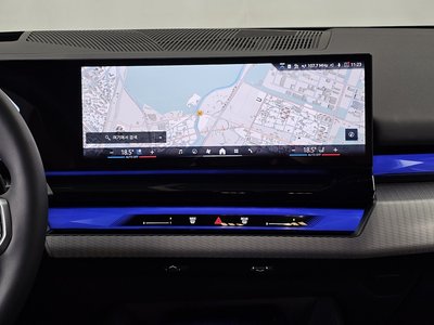 2025 BMW 5 SERIES 缩略图 14