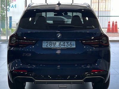 صورة 3 لـ 2025 BMW IX3