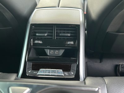 BMW 8 SERIES GRAN COUPE - 6
