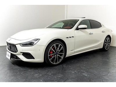 صورة 7 لـ 2019 Maserati GHIBLI