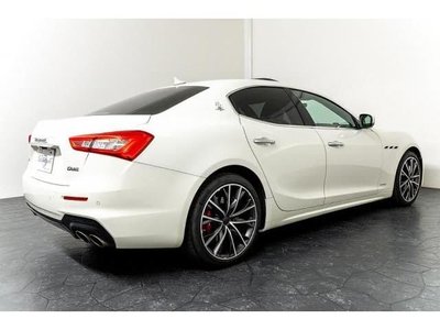 صورة 9 لـ 2019 Maserati GHIBLI