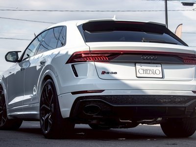 AUDI RS Q8 - 10