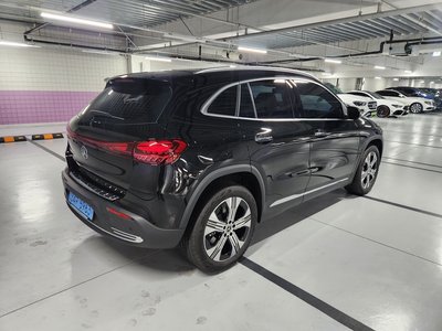 MERCEDES-BENZ EQA - 5