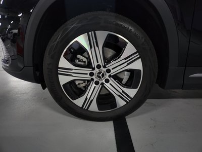 MERCEDES-BENZ EQA - 8