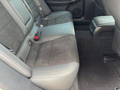 صورة مصغرة 18 لـ 2023 Lexus IS