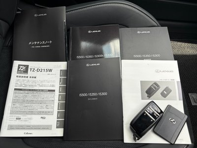صورة مصغرة 49 لـ 2023 Lexus IS