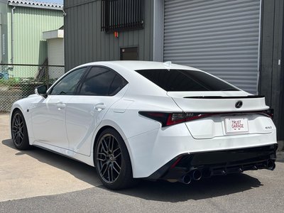 2023 Lexus IS photo 7