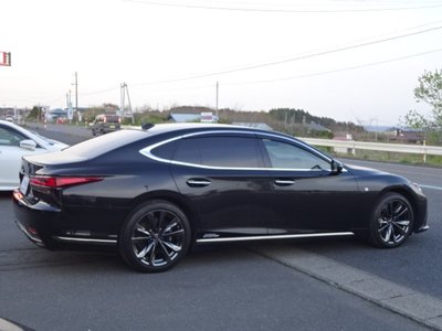 LEXUS LS - 7