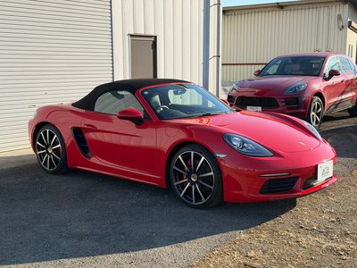 PORSCHE 718 BOXSTER - 8