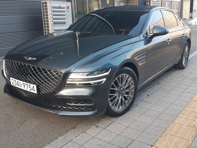GENESIS G80 (RG3) - 1