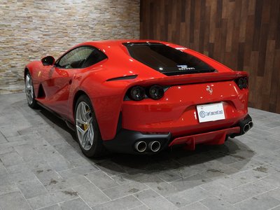 2020 Ferrari 812 SUPERFAST — миниатюра 14