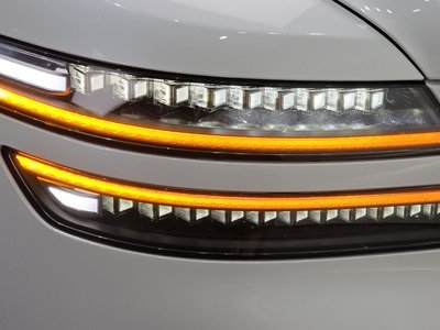 GENESIS G80 (RG3) - 9