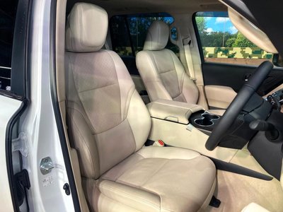 TOYOTA LAND CRUISER - 9