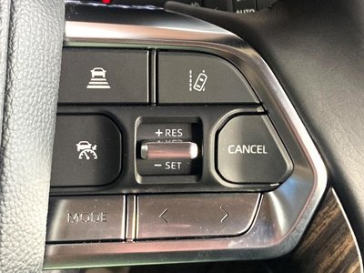 TOYOTA LAND CRUISER - 7