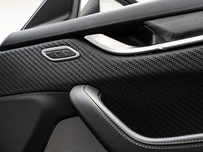 2021 Maserati LEVANTE thumbnail 35
