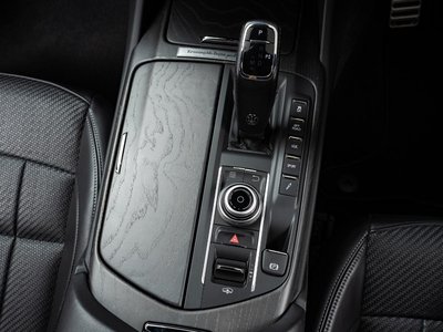 2021 Maserati LEVANTE thumbnail 54