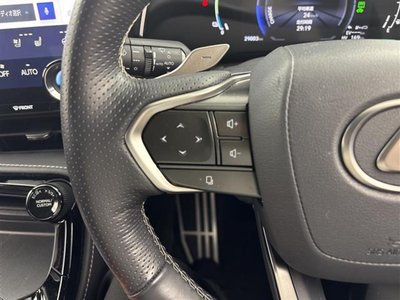 صورة 4 لـ 2023 Lexus NX