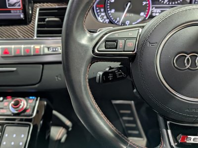 2017 AUDI S8 thumbnail 44