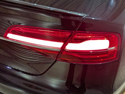 2017 AUDI S8 thumbnail 11