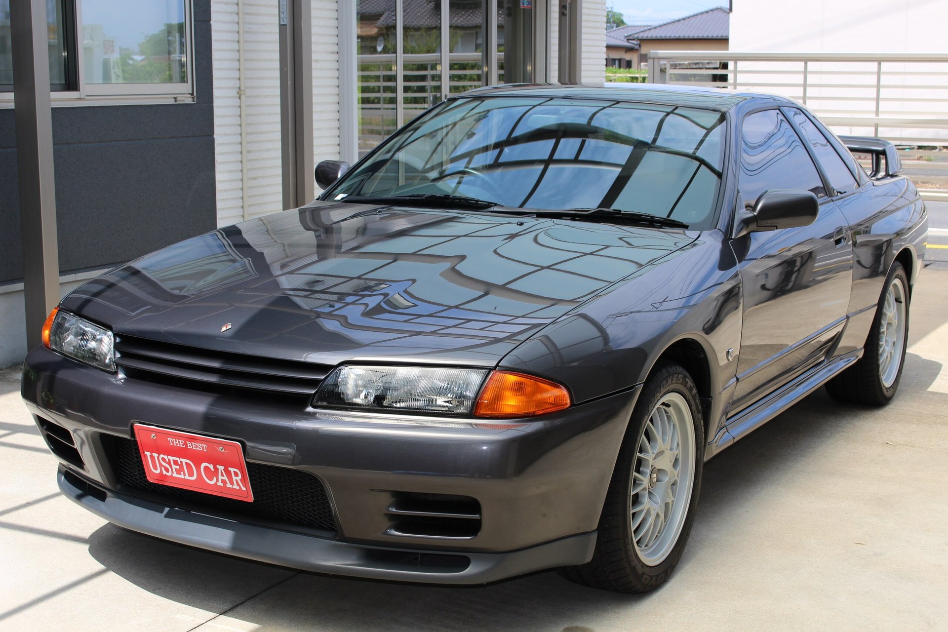 NISSAN SKYLINE GT-R - View 1