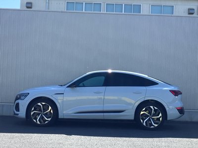 AUDI Q8 SPORTBACK E-TRON - 6