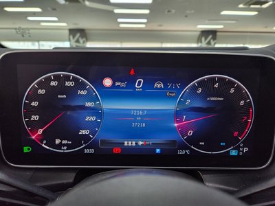 MERCEDES-BENZ GLC - 6