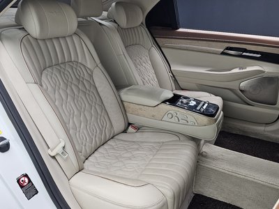 2019 Genesis G90 — миниатюра 12