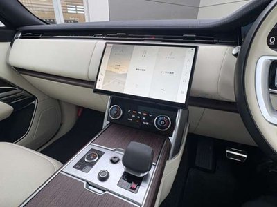 2022 LAND Rover RANGE ROVER thumbnail 21
