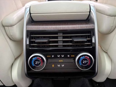 2022 LAND Rover RANGE ROVER thumbnail 16