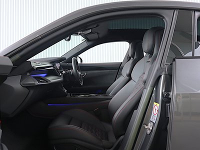 صورة مصغرة 123 لـ 2024 AUDI RS E-TRON GT