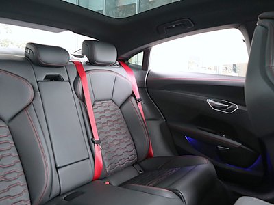 صورة مصغرة 128 لـ 2024 AUDI RS E-TRON GT
