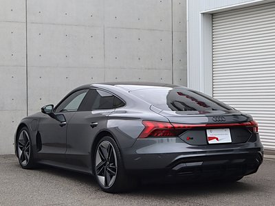 صورة مصغرة 33 لـ 2024 AUDI RS E-TRON GT