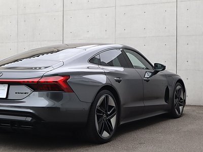 صورة مصغرة 30 لـ 2024 AUDI RS E-TRON GT