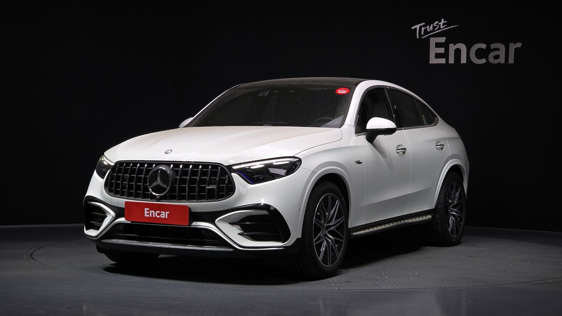 MERCEDES-BENZ GLC - View 1