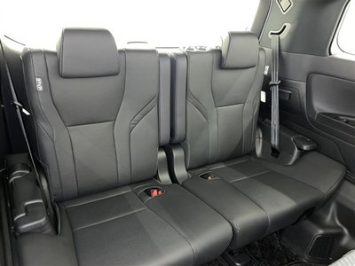 صورة 32 لـ 2024 Toyota ALPHARD