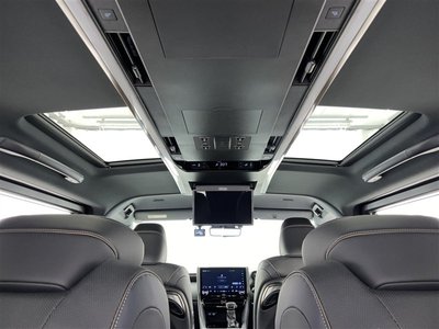 صورة 35 لـ 2024 Toyota ALPHARD