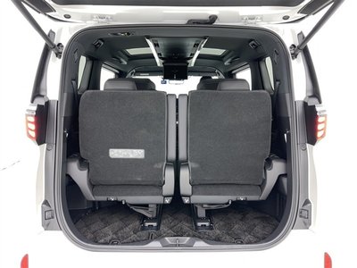 صورة 33 لـ 2024 Toyota ALPHARD
