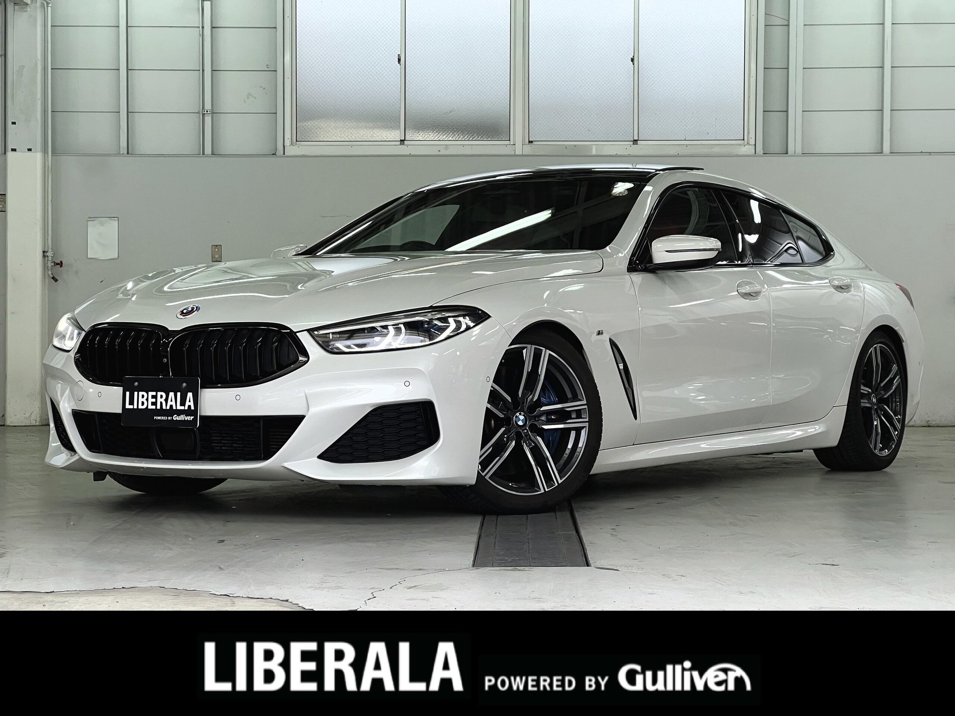 BMW 8 SERIES GRAN COUPE - View 1