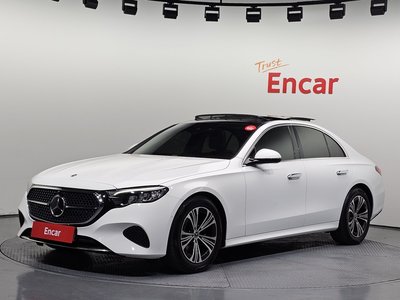 MERCEDES-BENZ E-CLASS - 1