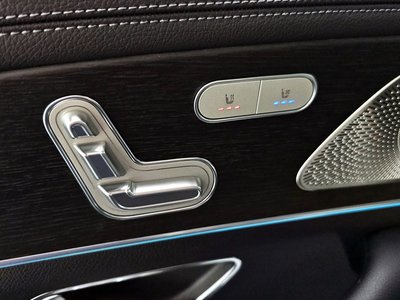 2025 Mercedes-BENZ GLS 缩略图 23